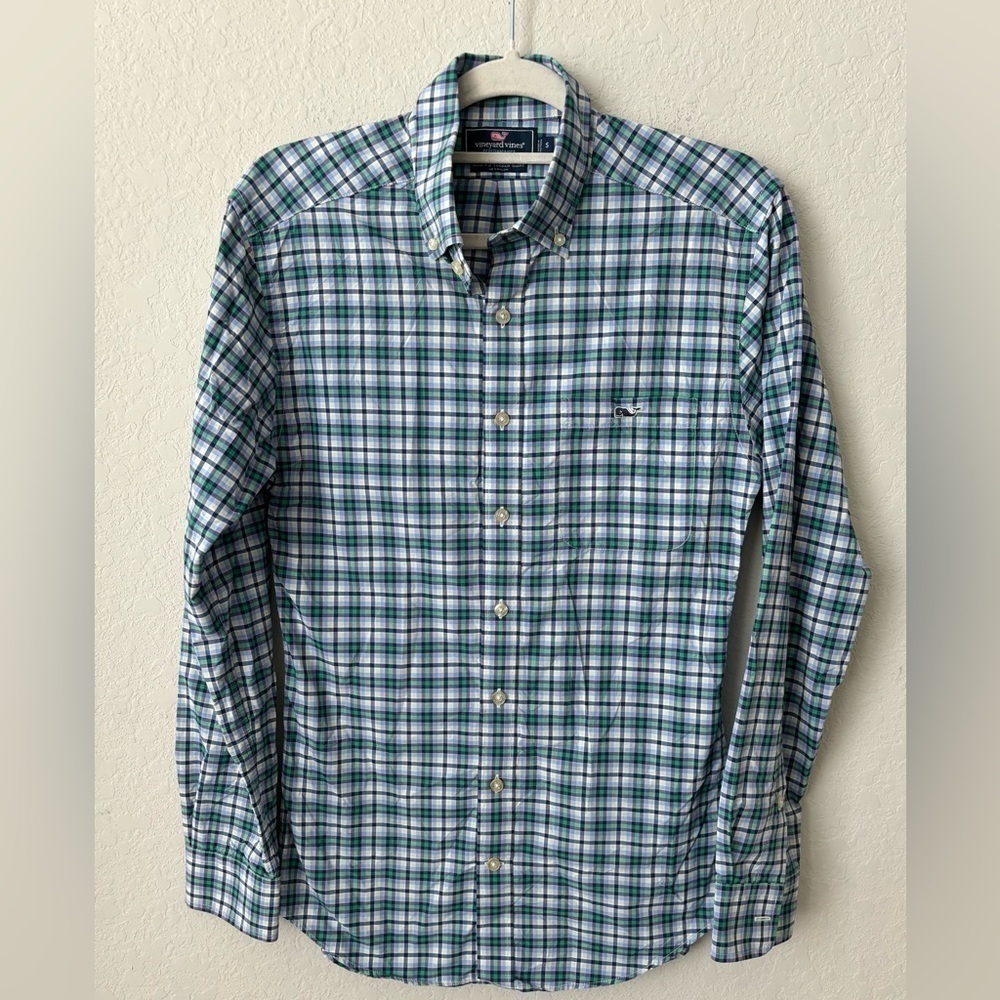 Vineyard Vines slim fit tucker shirt size small